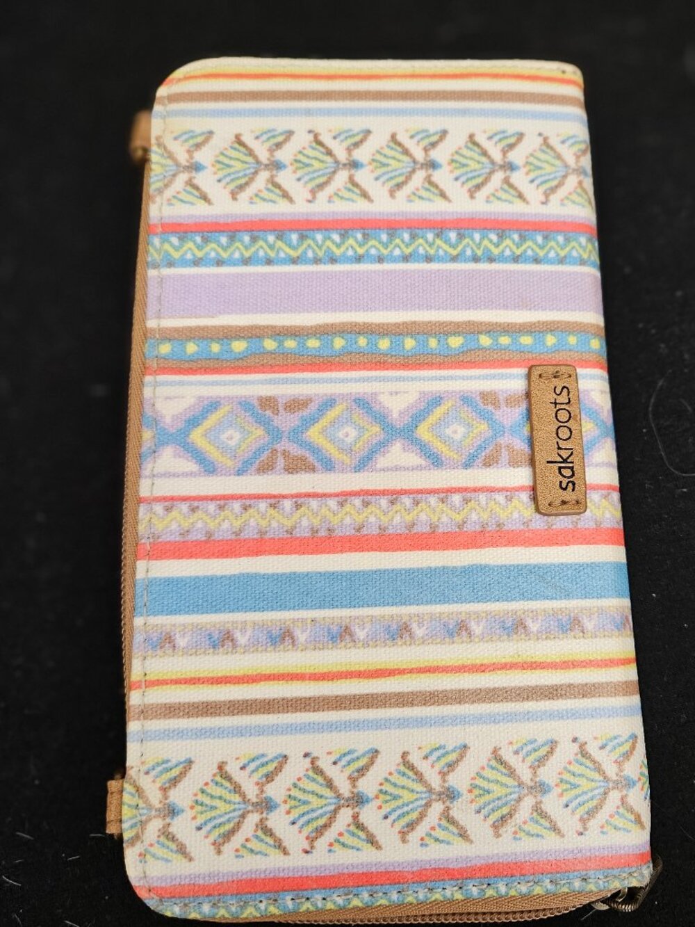 Sakroots leather zip around wallet
